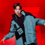 방탄 제이홉 <b>휠라</b>
