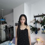 민지 뉴진스 <b>자세</b>
