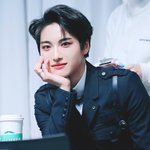 [모두드루와] 에이티즈 성화 왜이리 잘생김