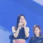 <b>다현</b> 우는 거 예쁘다