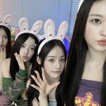[드루와] 뉴진스 <b>탑텐</b>에 신곡 3개 잇네