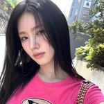 돌판이 <b>여초</b>니까 남자한테 반응오면 대중성 생기는거임