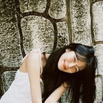 프로미스나인 인더<b>미러</b> 오싹한데 좋다