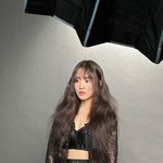 박보영, 화보서 숨겨왔던 볼륨 몸매 <b>자랑</b>