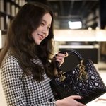 20<b>대초</b> 대학생 명품백 이거 유행 지났어??