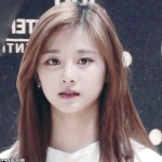 데뷔초 <b>쯔위</b> 진짜 천년의 완식이다