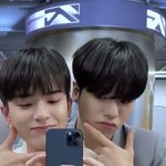 [트레저] 사히<b>재혁</b> 이거개이쁘네