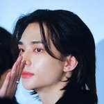[스키즈] 와 현이 비주얼 <b>요새</b> 진짜 특쳤다