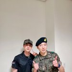 [모두드루와] 김석진 개 잘생김..