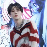 이날 <b>윤성</b>이 착장 레전드