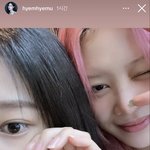 이거 <b>왼쪽</b>에 있는거 강혜원맞아???