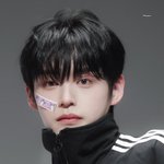 <b>김지웅</b> 아디다스 ㄹㅈㄷ고화질 뜸