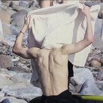 와 엔시티 <b>재현</b> 등근육이랑 복근 쩐다
