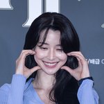 포토월을 빛내는 <b>미소</b>