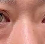 이사람 눈 색깔 개밝다