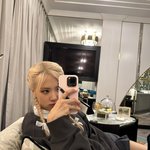 블핑 로제, 제니, 지수 베트남 공연 인스타 업뎃
