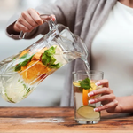 "<b>물</b> 한잔"<b>이</b> 체중감량에 큰 도움이 됩니다.