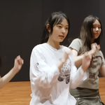 뉴진스 해린 또 렌즈<b>안</b><b>낌</b>