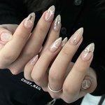 네일 처음 해보는데 디자인