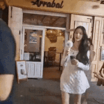 요즘에 뉴스에 장원영 <b>이</b> <b>움짤</b> 개뜨던데