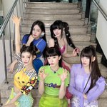 뉴진스는 상대가 <b>하필</b> 방탄이긴한데