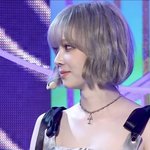 윈터 코 <b>재수술</b>한거같지 않음?