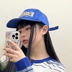 이사람이 입은 <b>상의</b> 뭔지 아는사람..