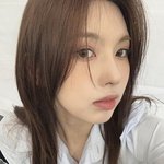 <b>설윤</b>도 예쁘지만 얘도 쩌는데