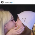 전<b>소미</b>가 현아 입술에 뽀뽀함 ㄷㄷㄷ