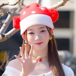 웃을 때 설레게 생긴 <b>여자</b> <b>아이</b><b>돌들</b>