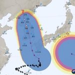 <b>속도</b>부터 유별난 태풍 '카눈'… 대한민국 한반도 통째 삼킬 듯,...