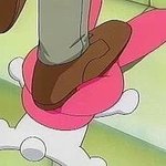 독서실 <b>옆쪽</b>에 있는 사람