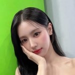흑발의 <b>퀸카</b>들