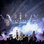 콘서트 도중 프로포즈하는 가수