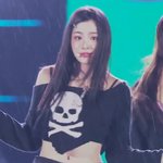 아니 <b>김민지</b> 오늘 미쳤네