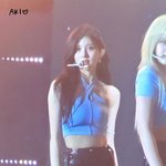 오늘자 <b>장발</b>머리한 아이브 가을이