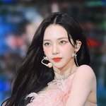 오늘자 미국 음악축제 카리나 <b>jpg</b>