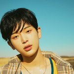 이렇게 생긴 남돌 없냐 ㅈㅂ