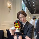 [펜타곤] <b>여원</b>이 결혼식장 목격짤