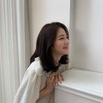 <b>압도</b>될 수 밖에 없는 미모다