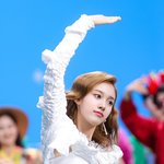 스테이씨 신곡 <b>뮤비</b> 비하인드 에반데