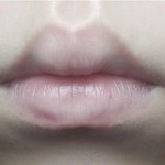 나 입술 ㅈㄴ <b>잼민</b>같음