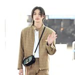 <b>현진</b> 베르사체