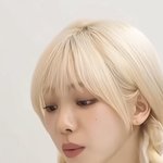 카리나 턱