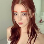 [댓글부탁해] 눈썹 위 피부가 <b>파란</b>데 어떻게 해야해? 사진 있어