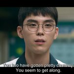 도플갱어 아니냐는 배우와 가수.jpg