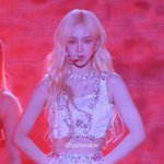 이런 금발은 무슨 <b>퍼컬</b>이 잘 어울림?