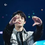 <b>윈윈</b> 봤음?