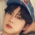 진 <b>제대</b>하면 립 모델해주면좋겠다