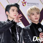 <b>재현</b> 진짜 하얗다